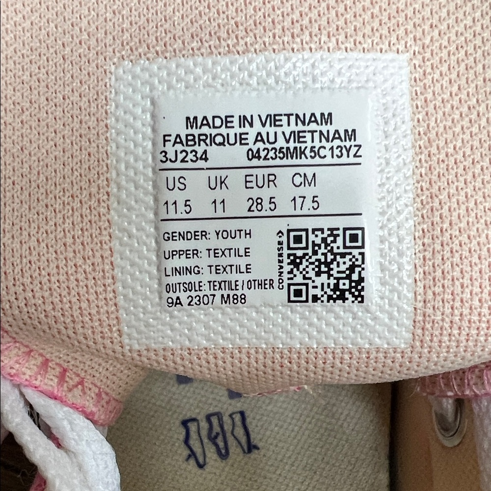 Converse Kids High-Top Sneakers in Pink. - Picture 5 of 5